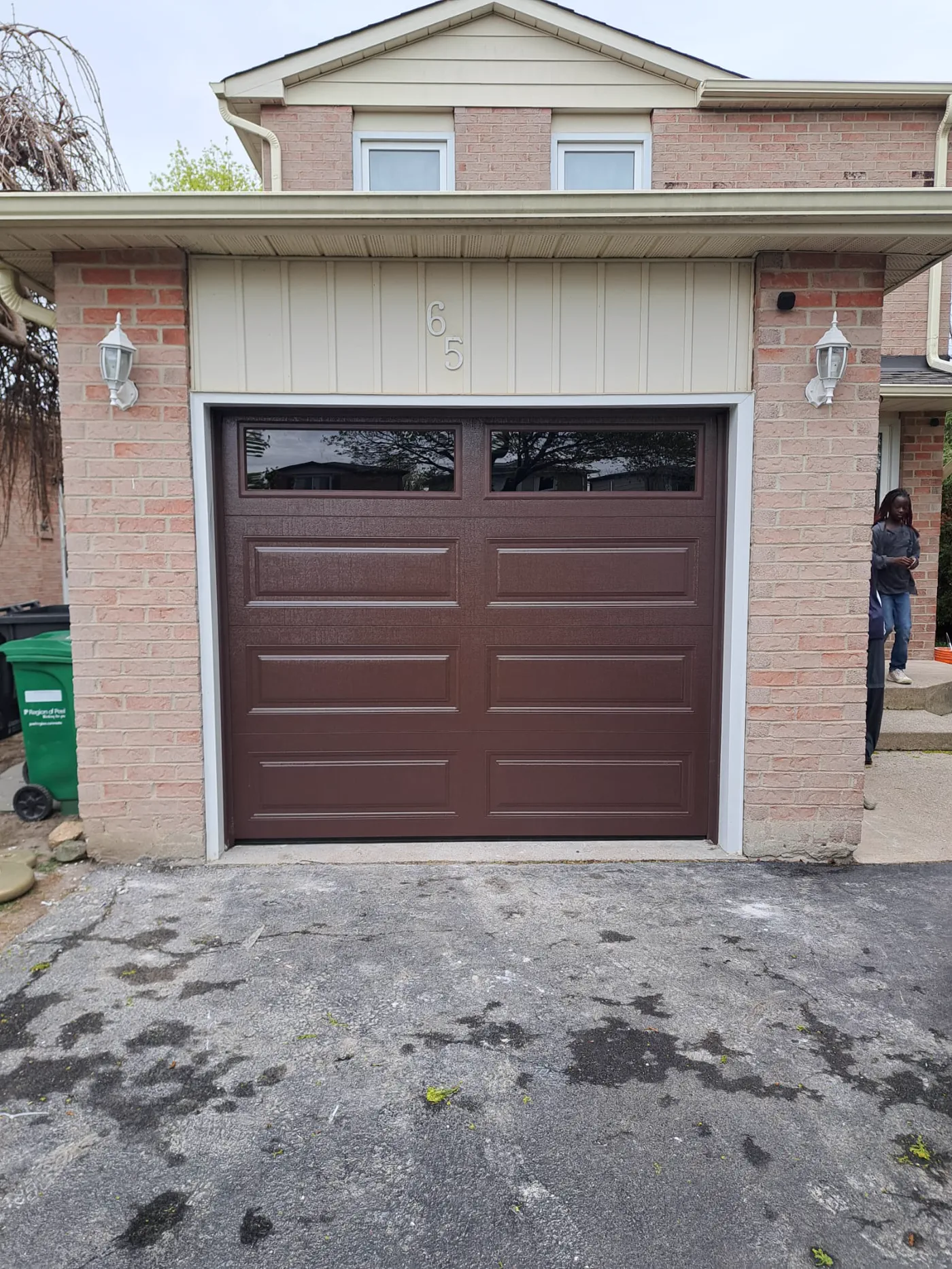 Second RedOak field photo showing garage-door detail near aurora